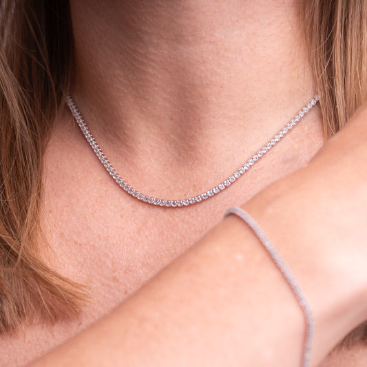 TENNIS NECK